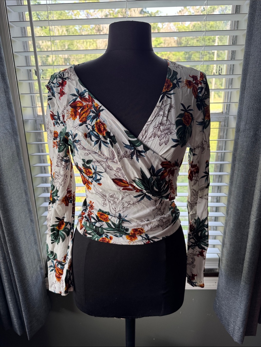 gimmicks by BKE White Floral Wrap Blouse with Green & Orange Print